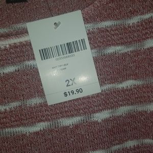 Forever 21 Tops - NWT red stripe top Forever 21 Forever 21 Tops - NWT red stripe top Forever 21